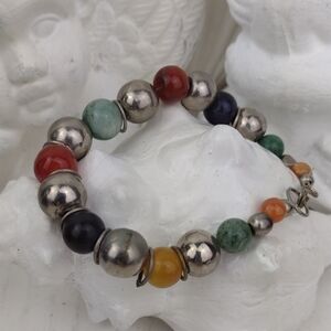 VTG Style & Colorful Tempered Tone Glass & Very Silver-Like Bead Bracelet